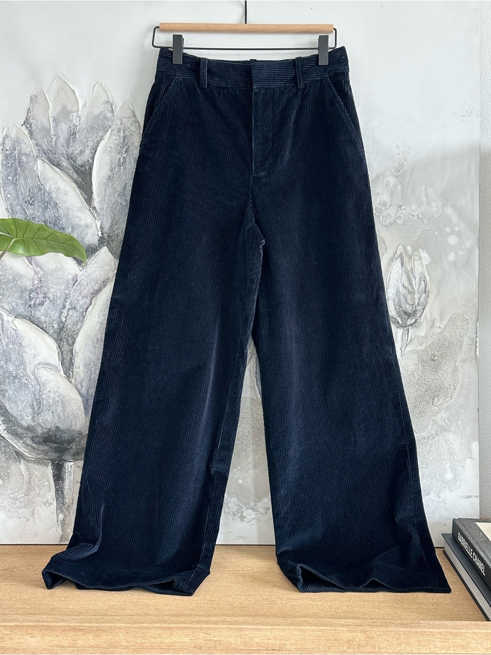 Frame Deep Navy Wide-Leg Corduroy pants